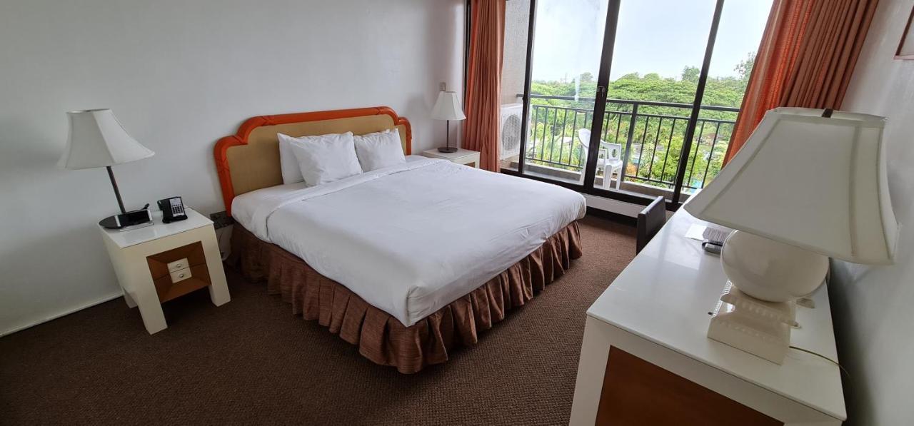 Surestay By Best Western Guam Airport Barrigada Екстериор снимка
