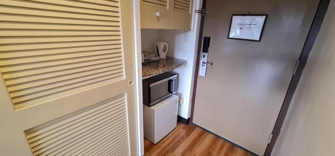 Surestay By Best Western Guam Airport Barrigada Екстериор снимка