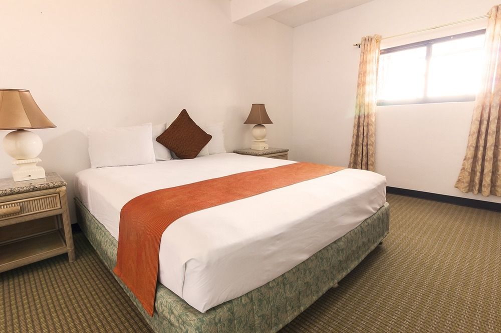Surestay By Best Western Guam Airport Barrigada Екстериор снимка